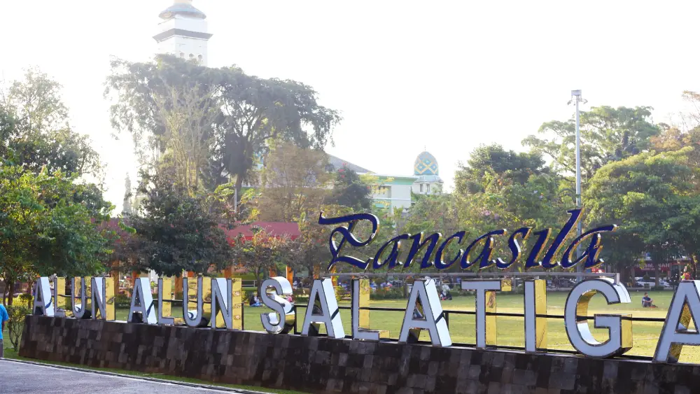 alun alun salatiga